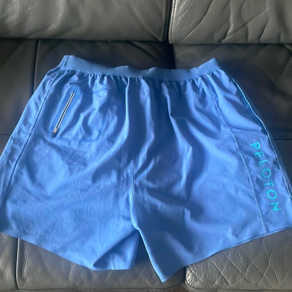Peloton Shorts Men XL